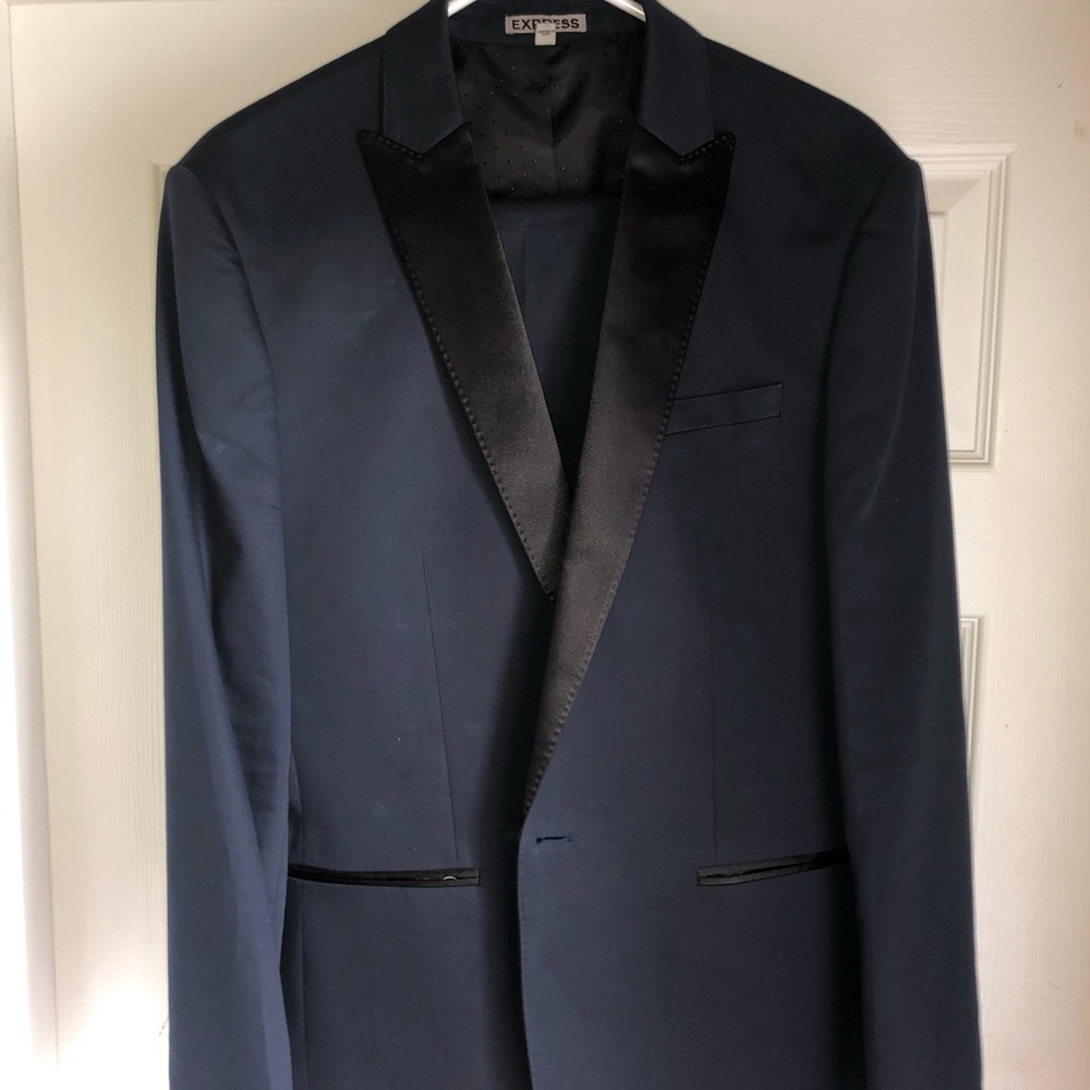 Express photographer suit top and bottom